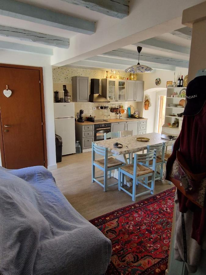 Bonvivan House * Diminici